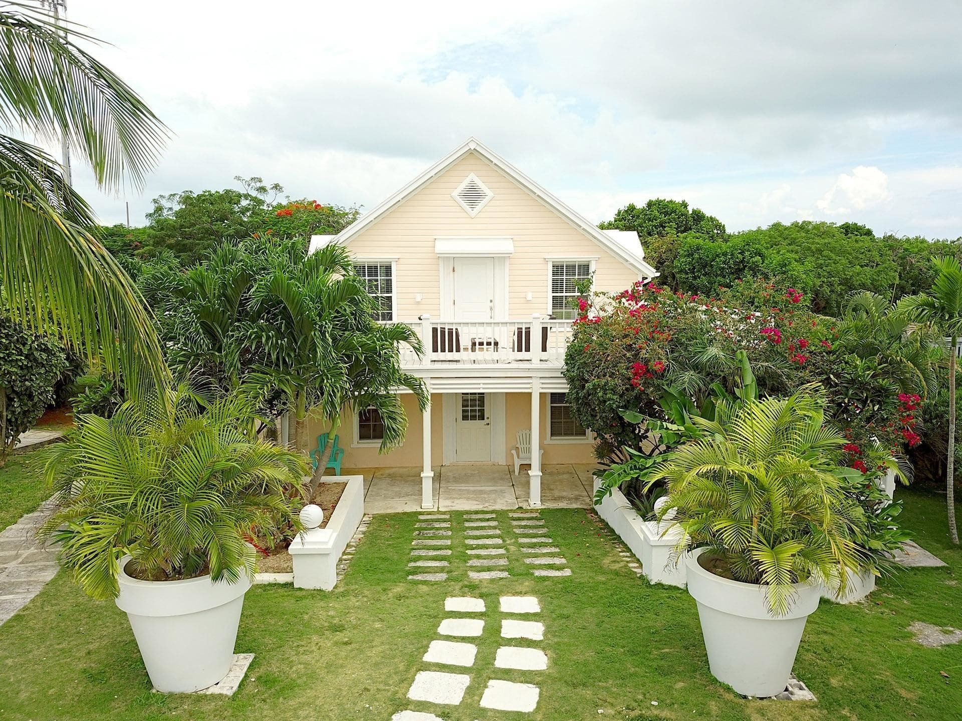 Peach House Upstairs Villa Governor S Harbour Exterior foto